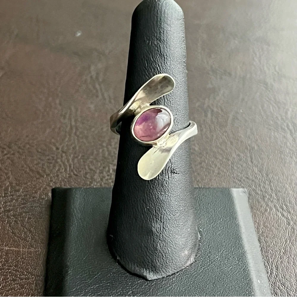 🔴SOLD🔴 Vintage Taxco Mexico sterling silver amethyst ring - Picture 7 of 11